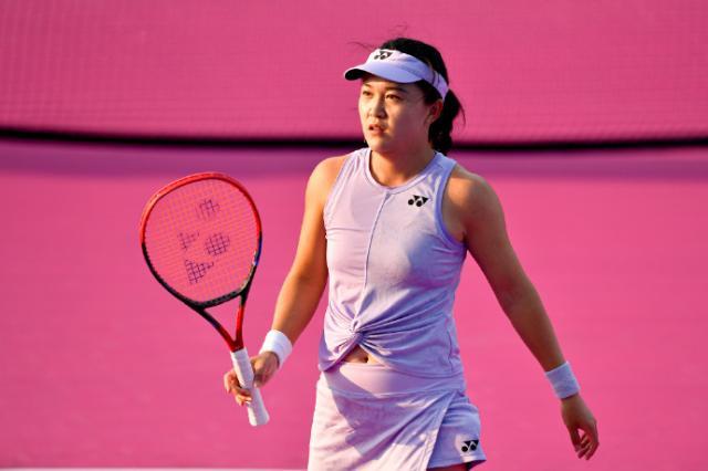 即时比分-张奔斗：朱琳——从“101团长“到巡回赛女单首冠